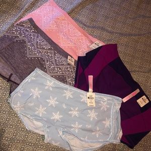 NWT VS PINK Boyshorts Panties -4 pairs - Size L
